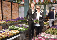 Poul Madsen and Annett Madsen of PKM showing their new clone of Campanula. This variety is more sustainable because they used less chemical sin production.